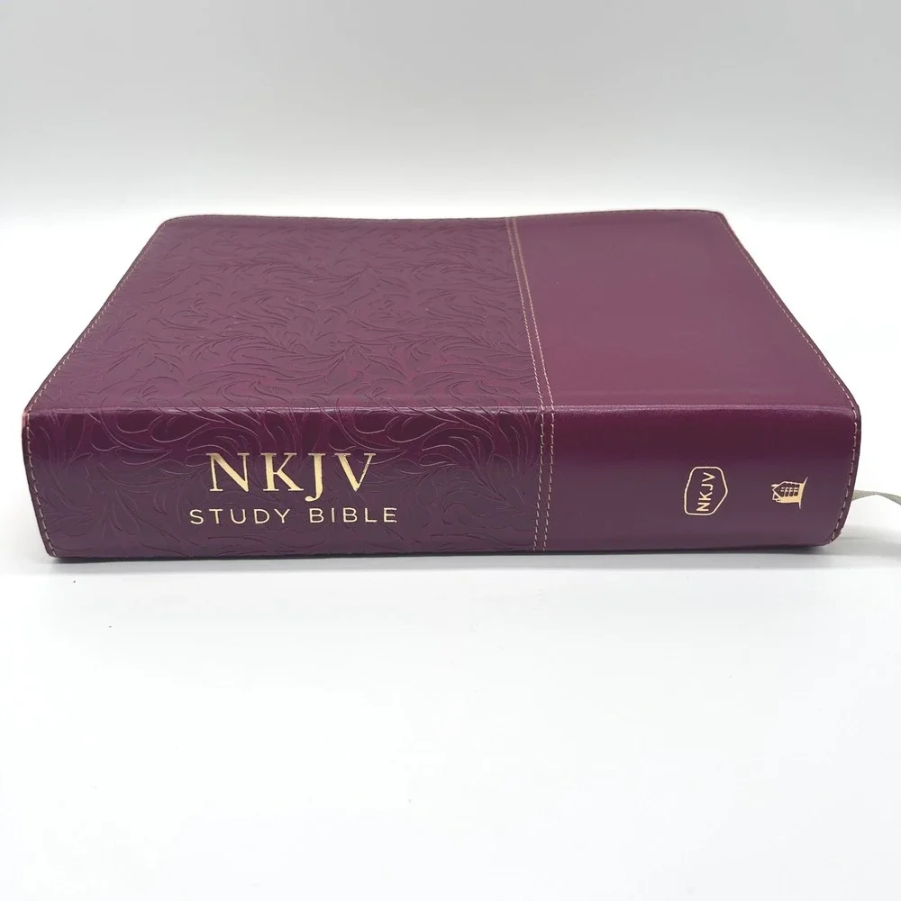 NKJV Study Bible Third Edition Full-Color Thomas Nelson Burgundy Leathersoft